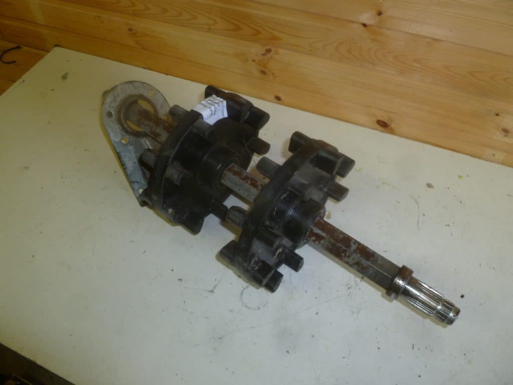 Yamaha Venture multi purpose -09 Drivaxel