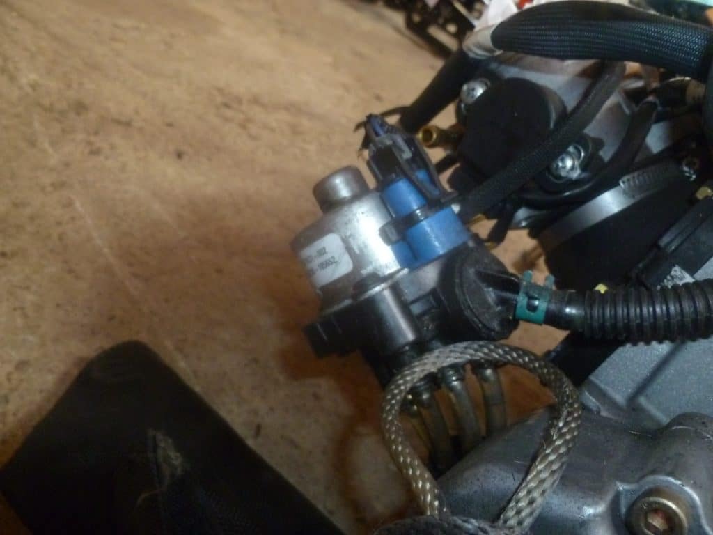 Polaris Switchback Assault 800 144" -17 Oljepump