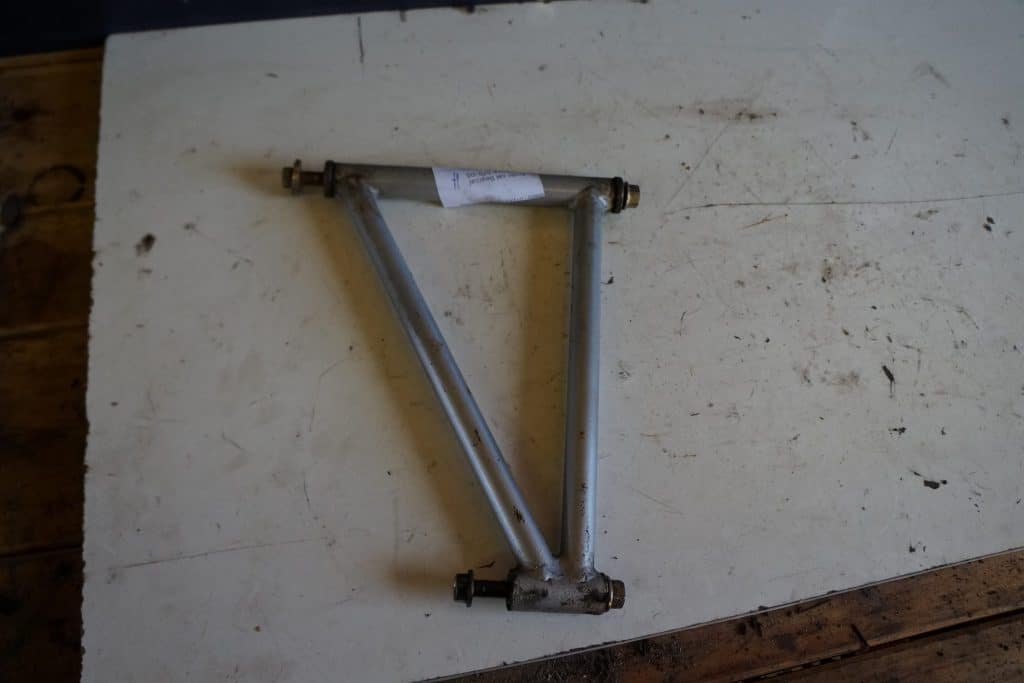 Arctic cat Bearcat LT 570 -05  A-arm, övre höger