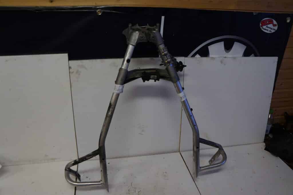 Polaris Pro-rmk 850 -19  Pyramidstag bakre
