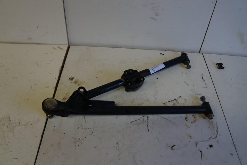 Ski-doo gtx 550 -09   A-arm, nedre, höger