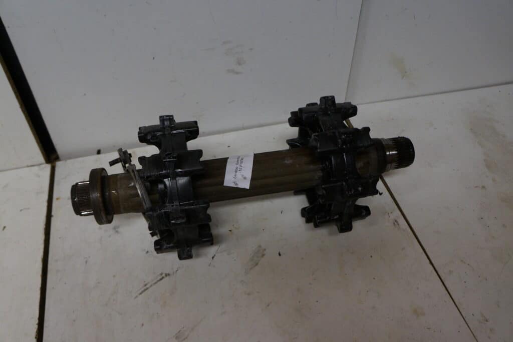 Ski-doo Summit 800 -15  Drivaxel
