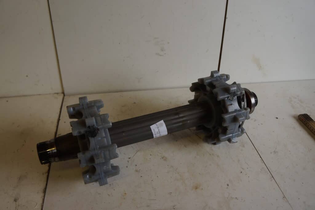 Lynx 59 59 Ranger STD 600 ace -22 Drivaxel