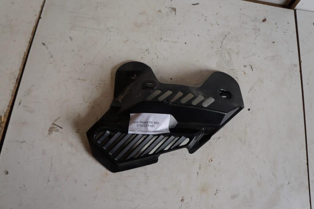 Lynx Boondocker 850 3700 -19  Plastgaller