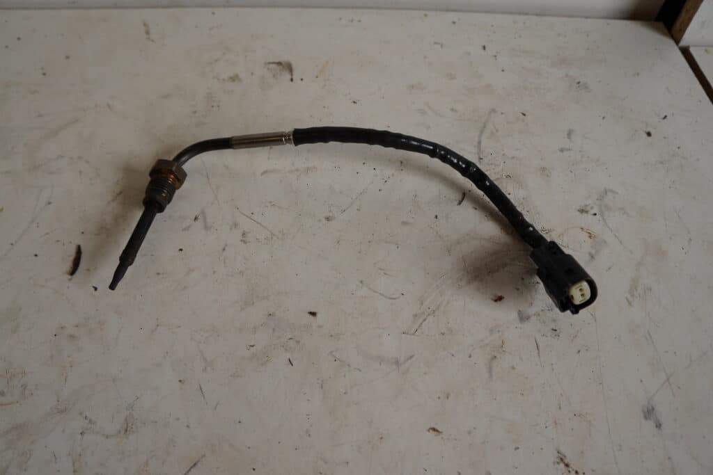 Lynx Boondocker 850 3700 -19  avgastempgivare slutburk