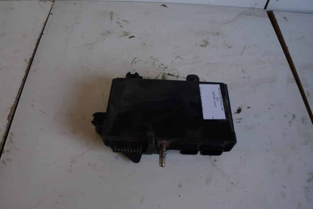 Ski-doo Summit 800  146" -13  Databox