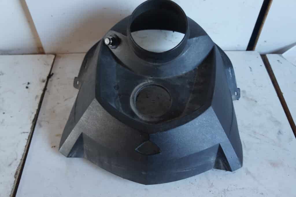 Lynx Yeti V800 -07  Plast runt styret