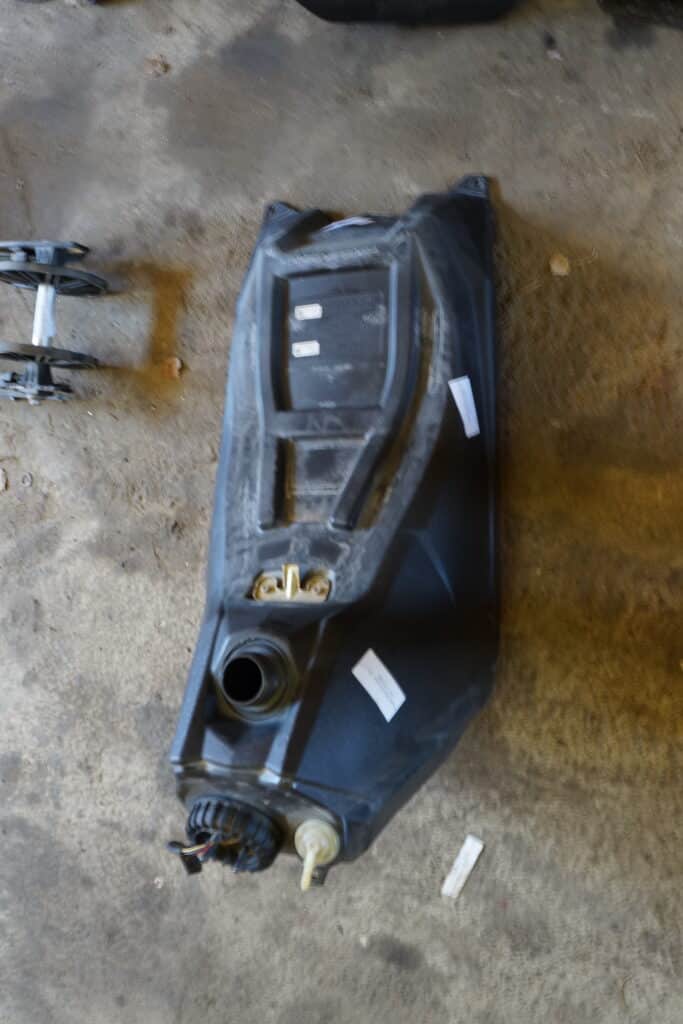 Polaris Pro-rmk 800 163" -16 Bränsletank
