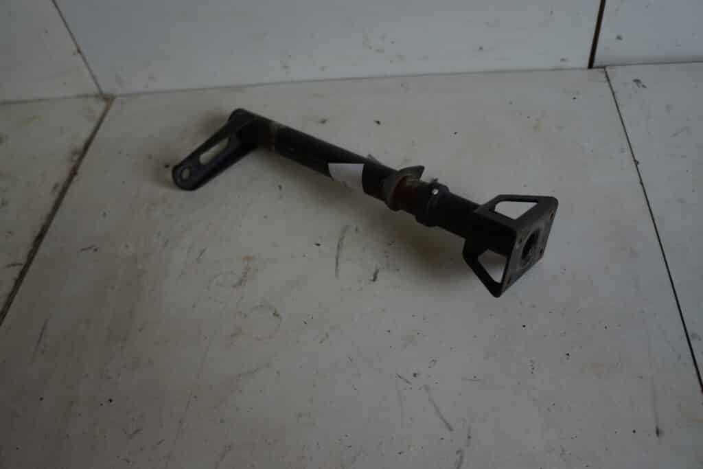 Polaris pro-rmk 850 -19  Styrstång