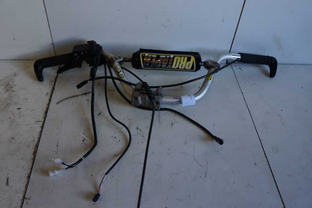 Polaris Switchback Assault 800-12  Styre med gasblock