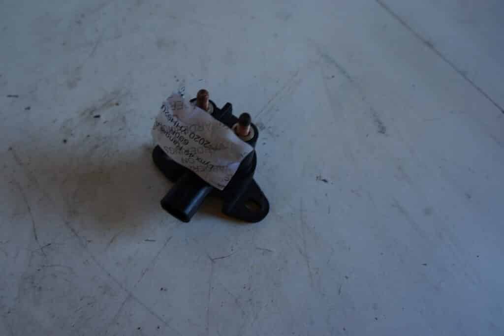 Lynx Ranger Pro 600r -20  Solenoid