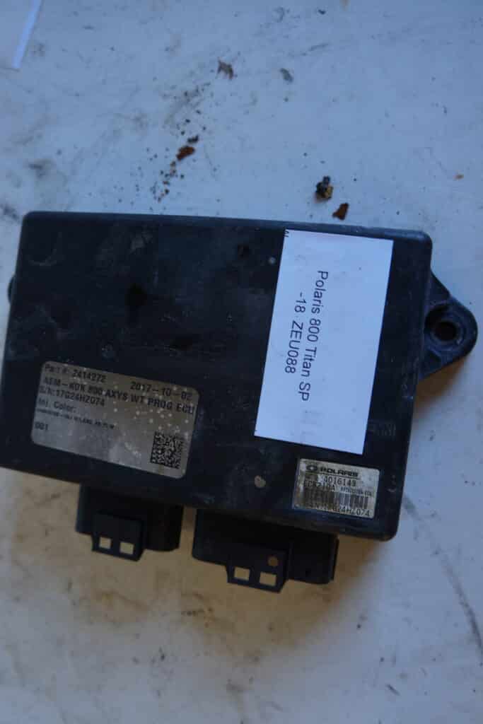 Polaris Titan 800 sp -18  Databox