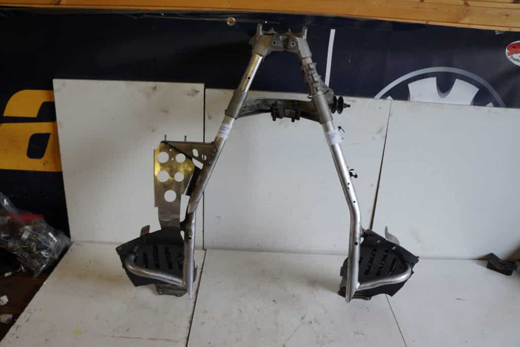 Polaris Pro-rmk 850 -19  Pyramidstag bakre
