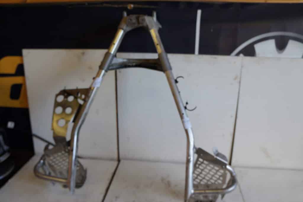 Polaris pro-rmk 800 -16  Pyramidstag bakre
