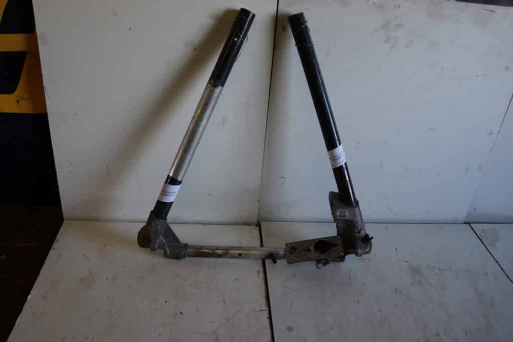 Polaris Pro-rmk 850 -19  Pyramid främre