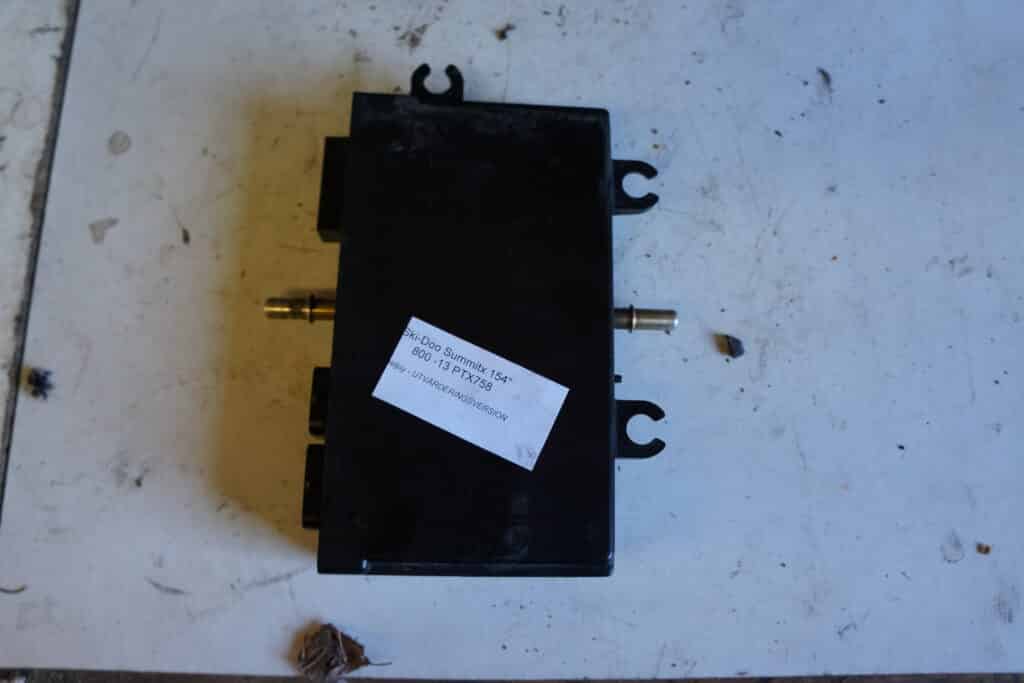 Ski-doo Summit 800 154" -13  Databox