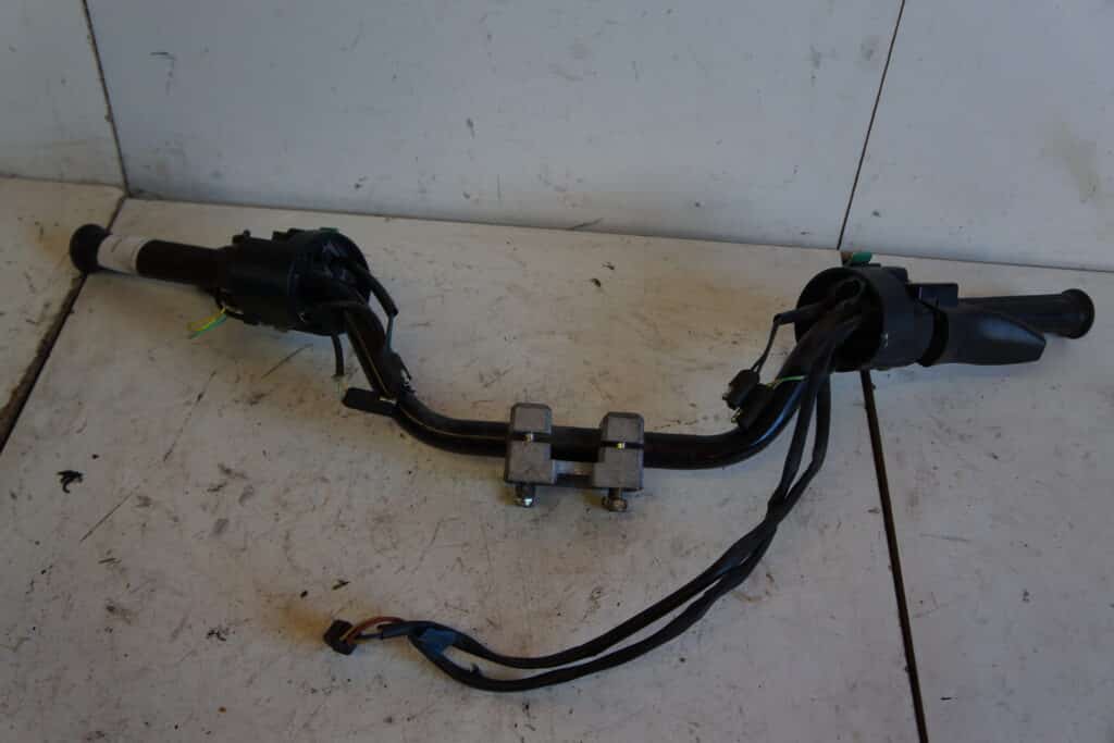 Arctic cat Bearcat 550 -99  Styre