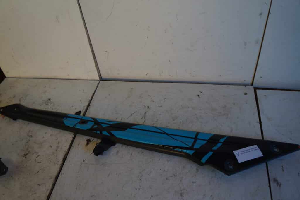 Lynx Boondocker 850 3900DS -18  Pyramidstag bakre Vänster