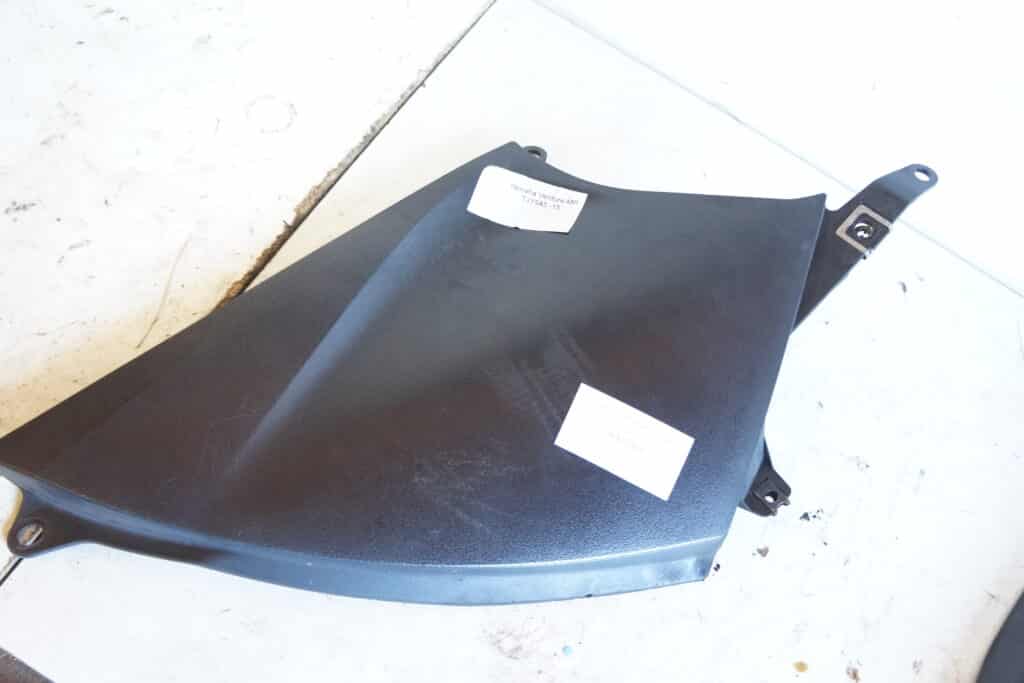 Yamaha Venture multipurpose -15 Plastkåpa vänster