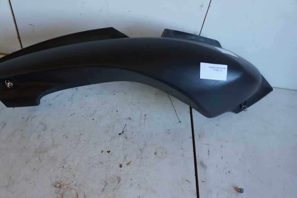 Yamaha Venture multipurpose -15 Huvsida Vänster