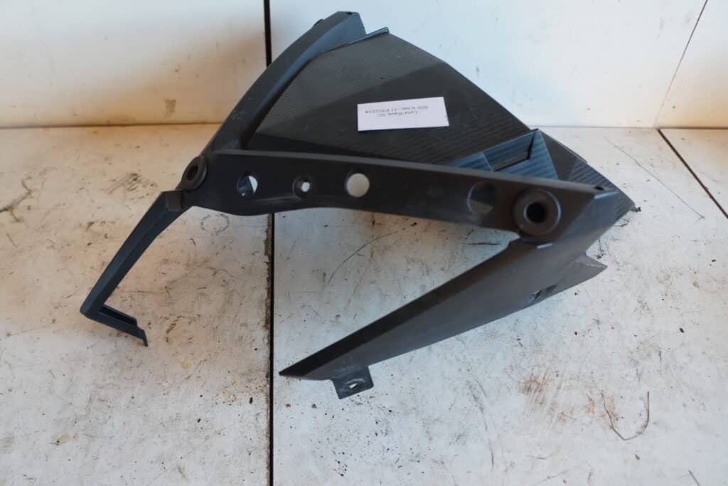 Lynx Rave sc 600 e-tec -11  Plast runt instrumenten