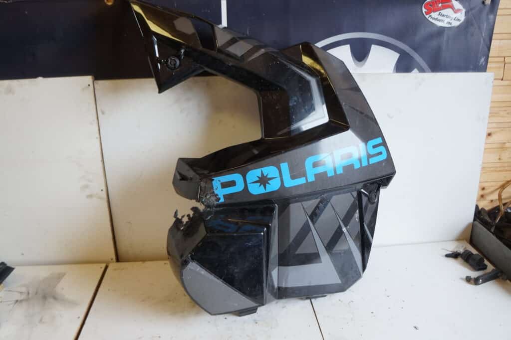Polaris Titan 800 XC 800 -20   sidokåpa, vänster