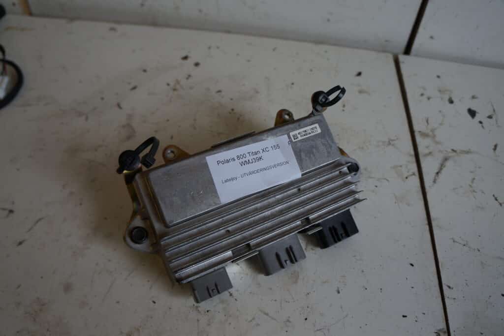 Polaris Titan 800 XC 800 -20   Databox pbr ice regulator