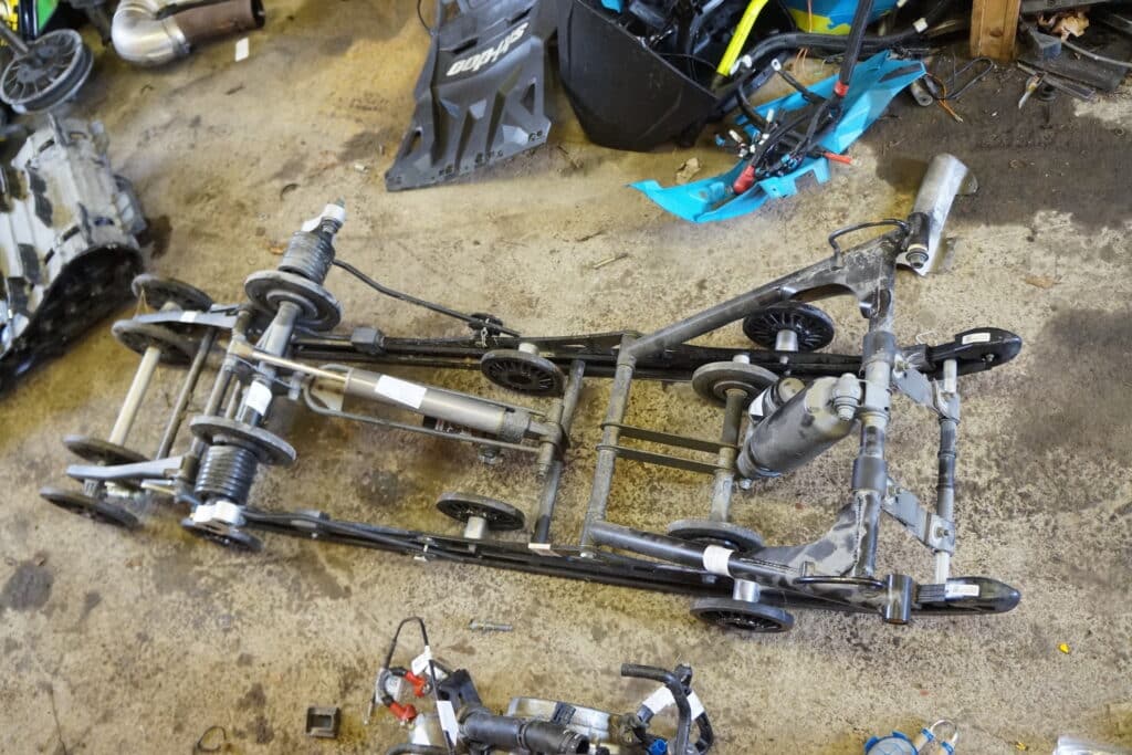 Polaris Titan 800 XC 800 -20   Boggie 155