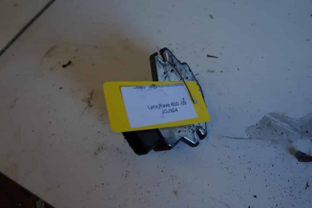 Lynx Rave 600 -09  Voltregulator