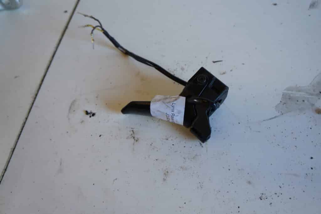 Lynx Rave 600 -09  Gasblock