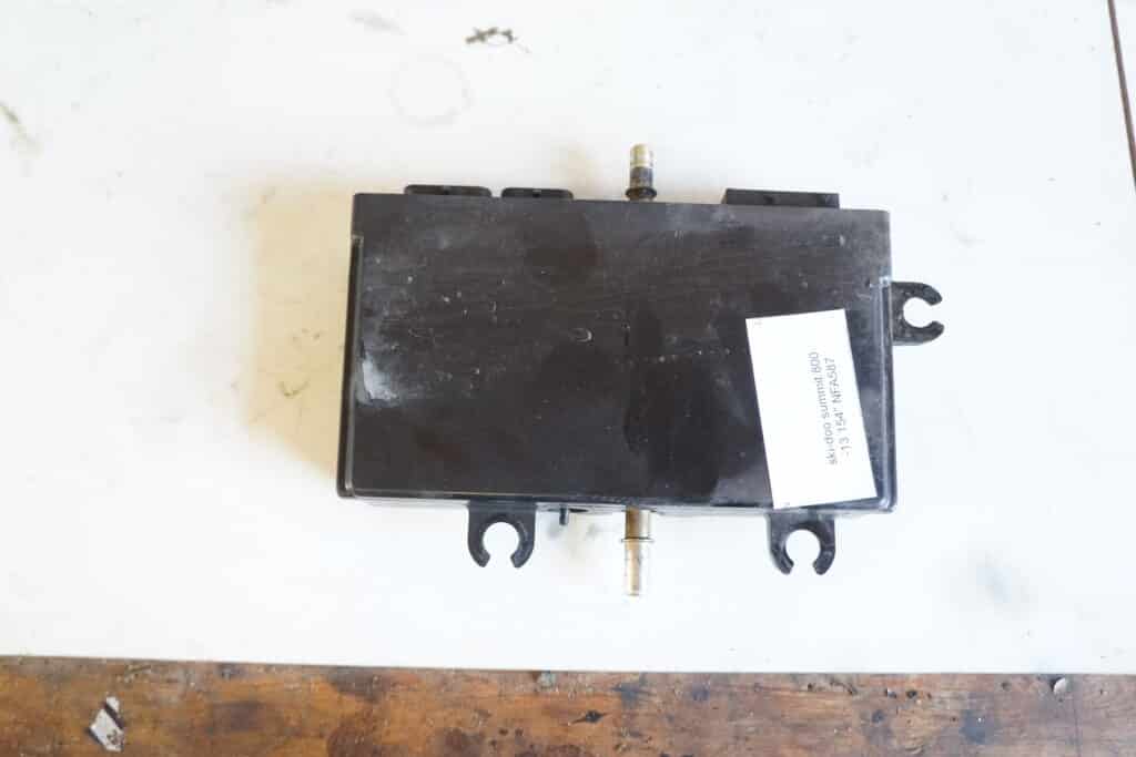 Ski-doo Summit 800 -13 Databox