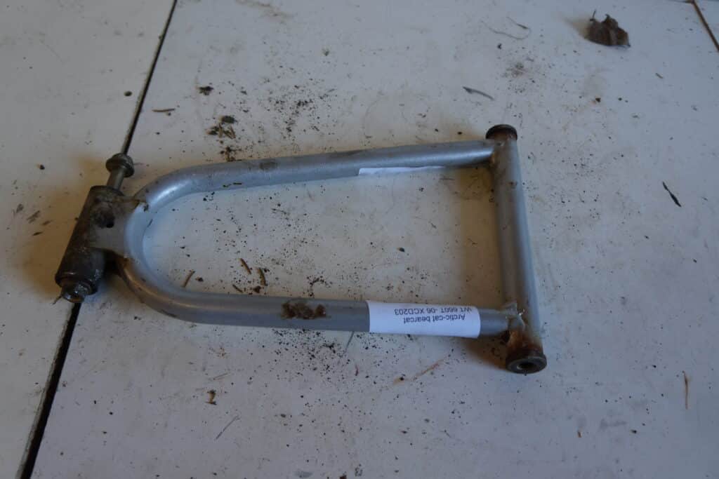 Arctic cat Bearcat WT 660 -06  A-arm, nedre, höger