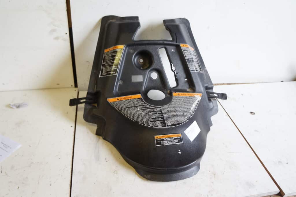 Polaris 600 IQ RR -08   tankplast