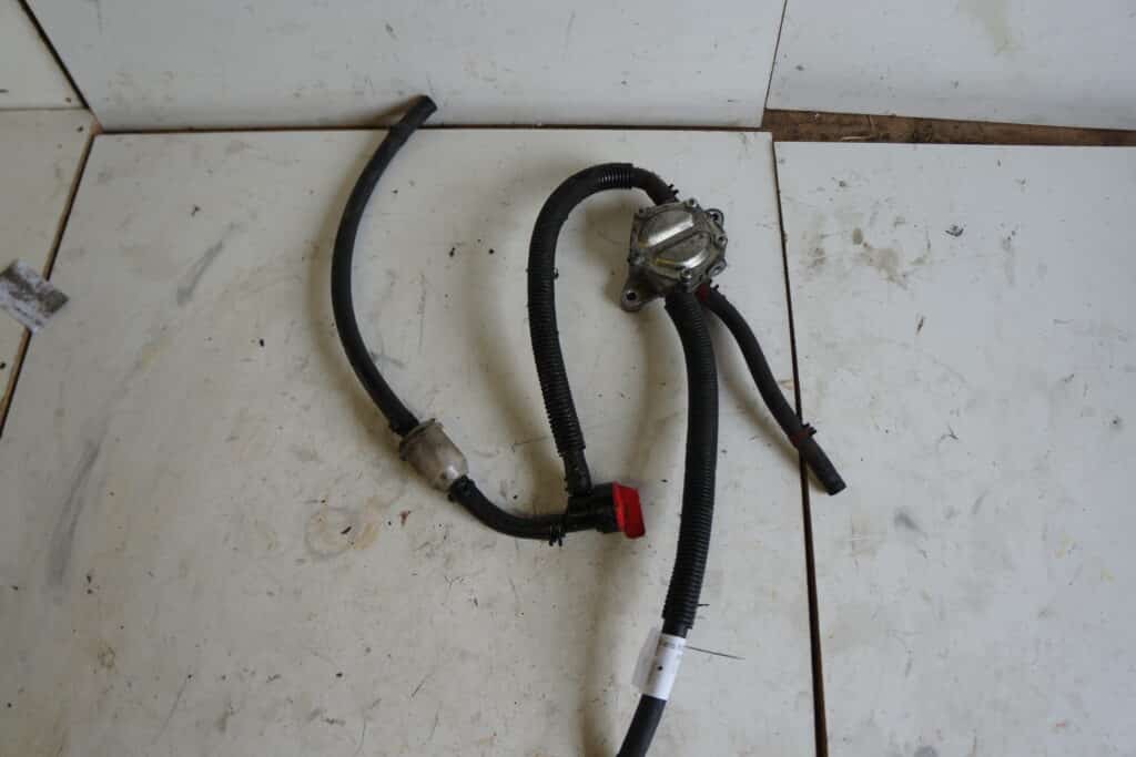 Polaris 600 IQ RR -08   bränslepump och slangar