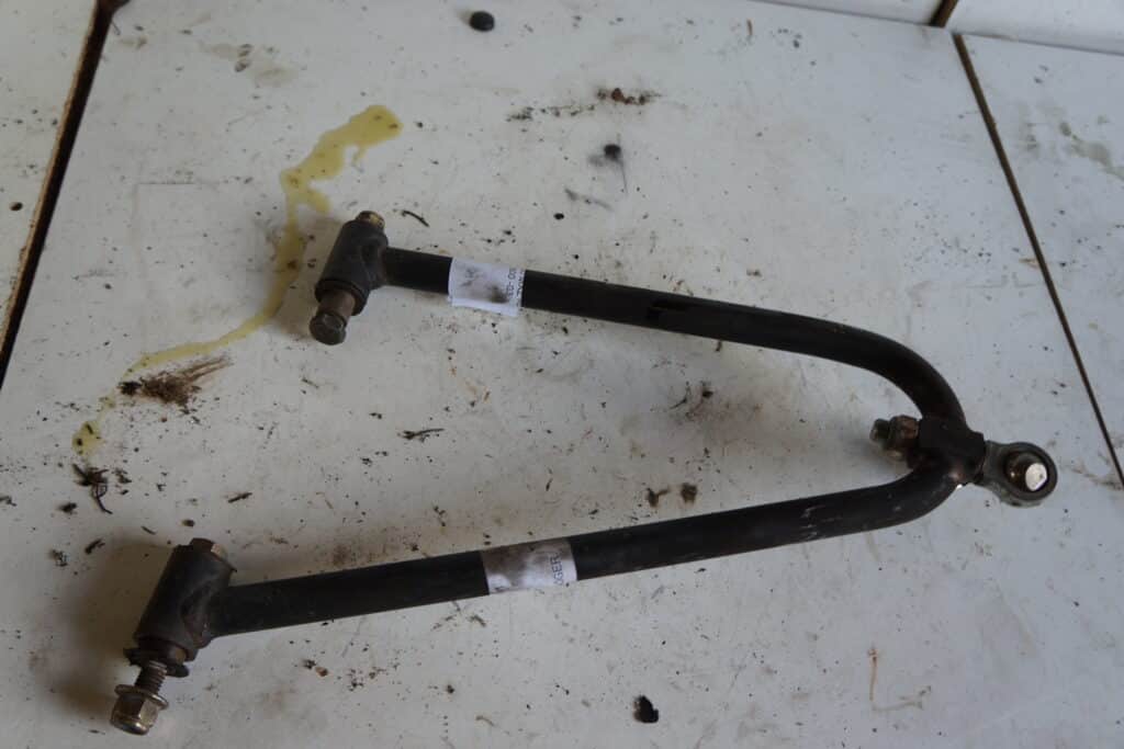 Ski-doo Mxz 800 -03  A-arm, övre höger