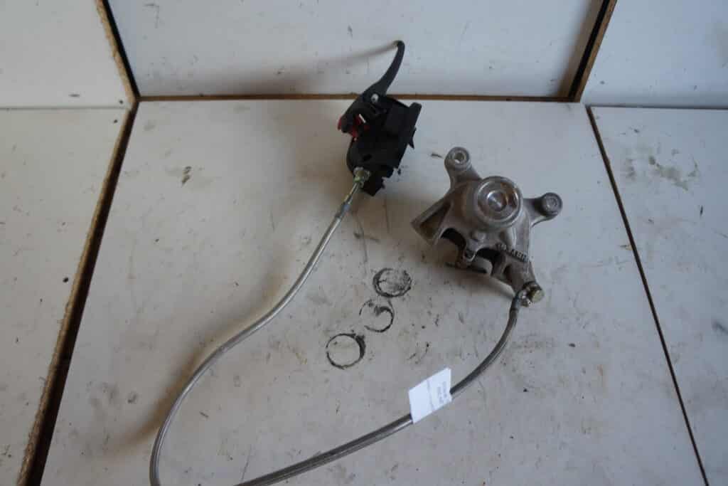 Polaris Indy 600 -13  Bromsok
