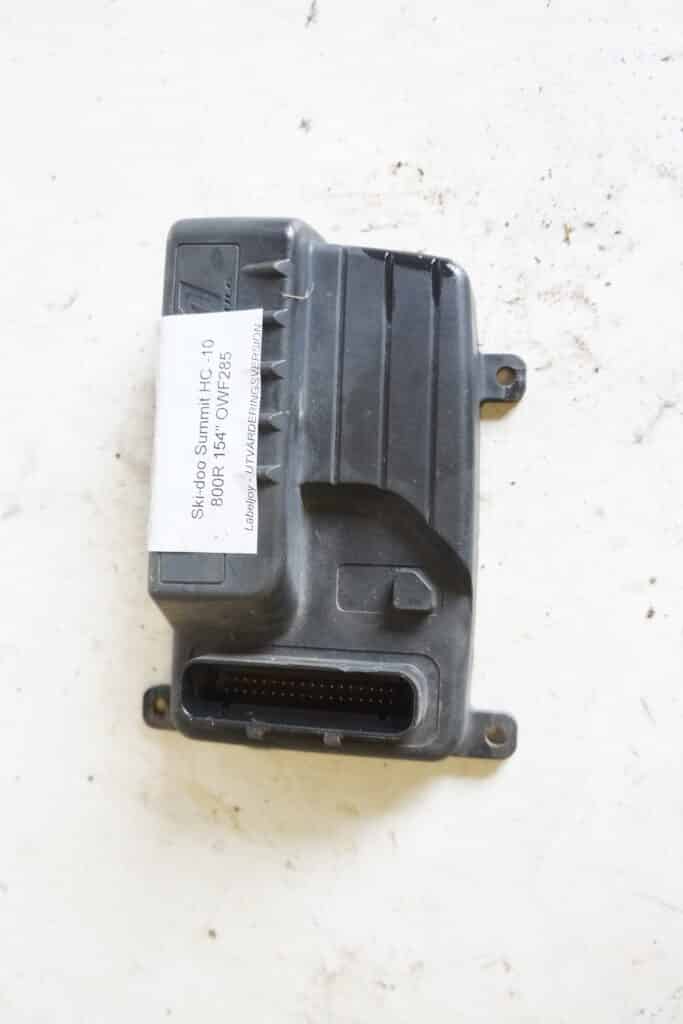 Ski-doo Summit 800r -10  Databox