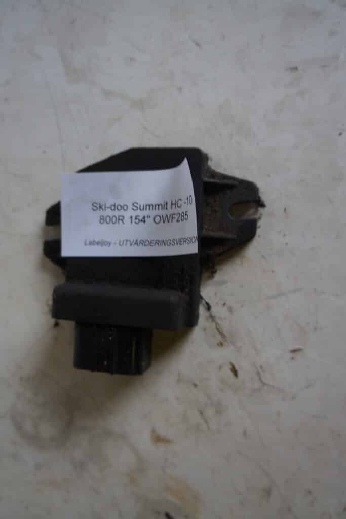 Ski-doo Summit 800r -10  Voltregulator