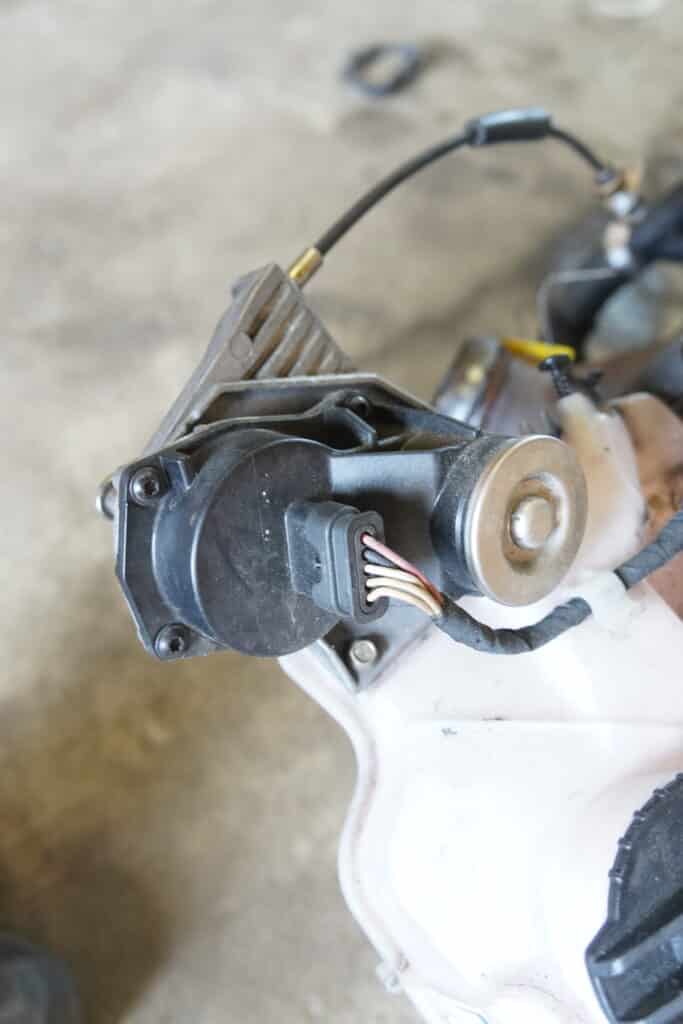 Ski-doo Summit 850 -18  Avgasportsmotor