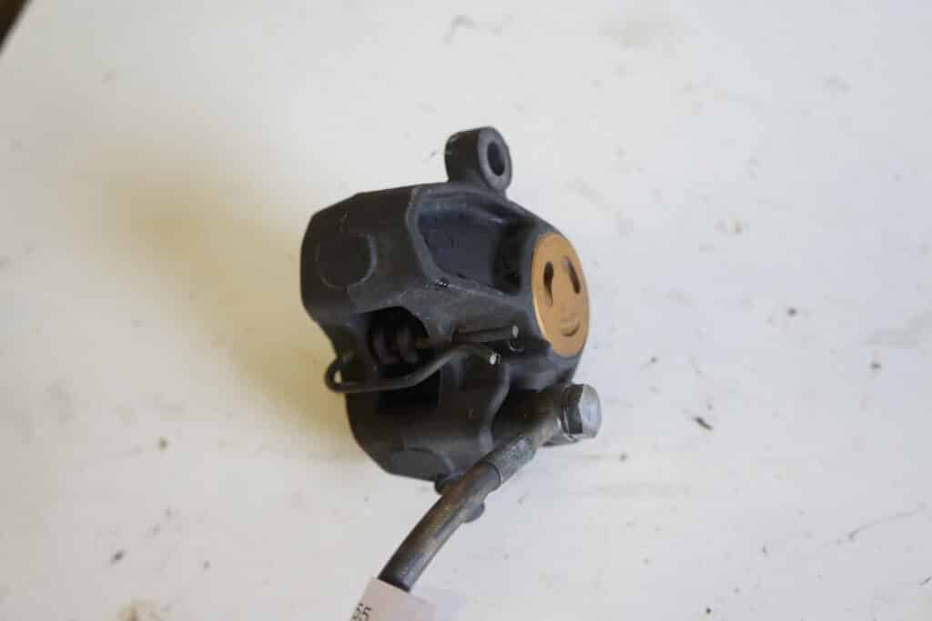 Polaris pro-rmk 800 -16    bromsok