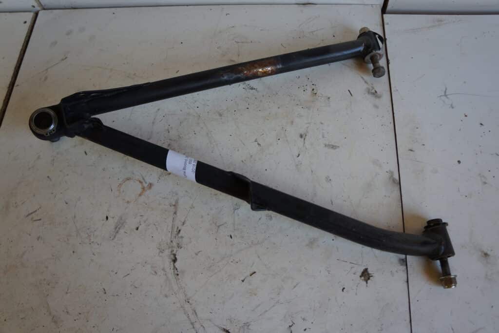Lynx Boondocker 850 3900ds -19  A-arm, nedre vänster