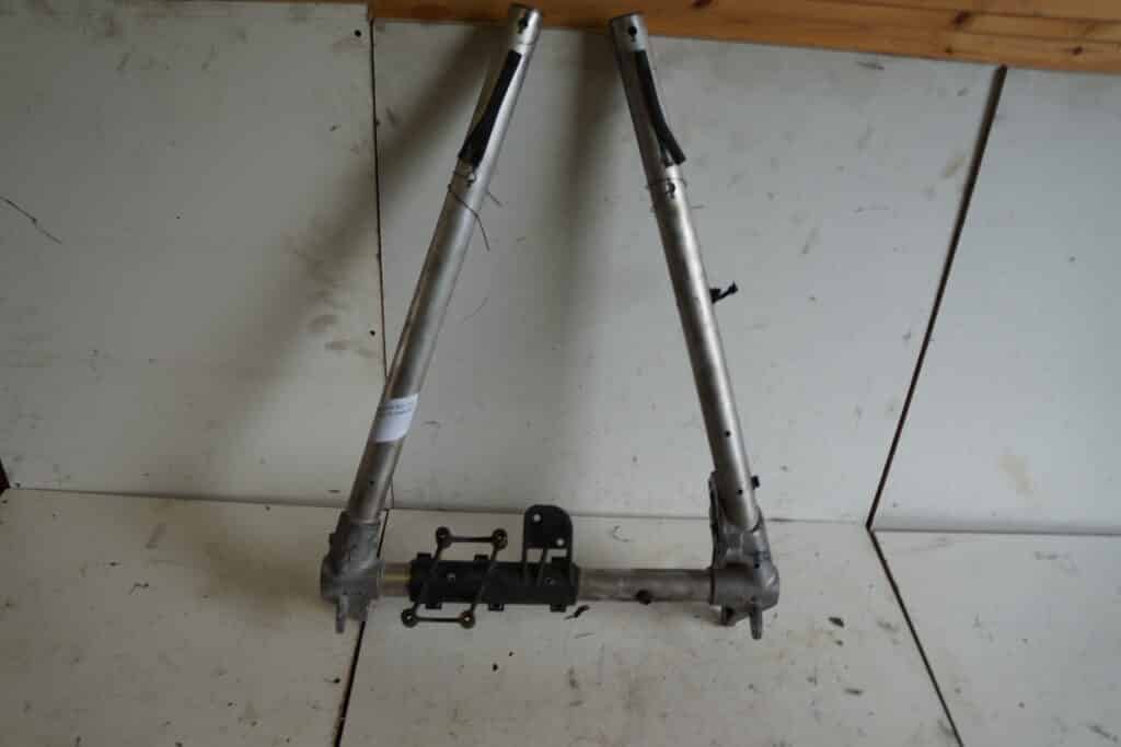 Polaris pro-rmk 800 -15    pyramid främre