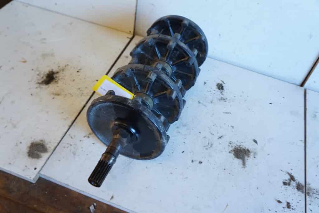 Ski-doo Summit 600 -99  Drivaxel