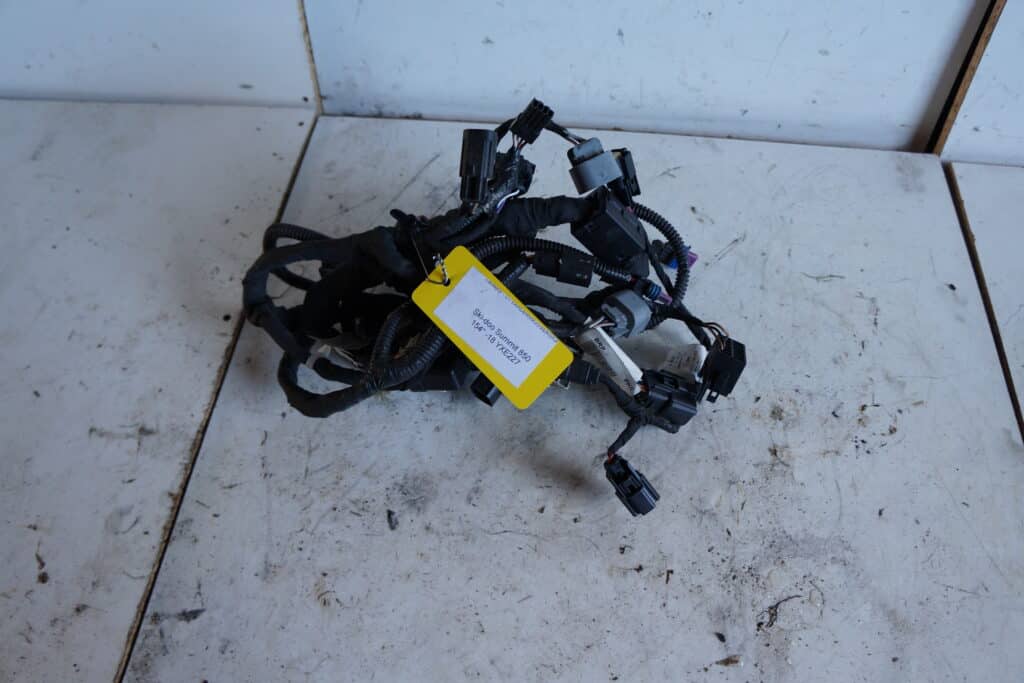 Ski-doo Summit X 850 154” -18  Kabelstam