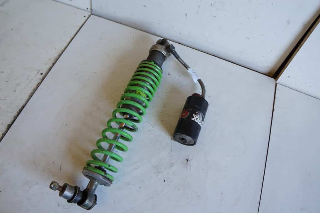 Arctic-cat Mountain cat 600 1m -03  Framvagnsstötdämpare 1st 420mm