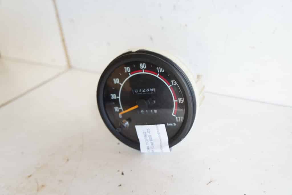 Arctic-cat Mountain cat 600 1m -03  Hastighetsmätare 723 mil