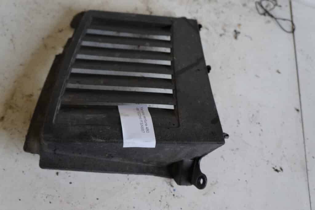 Yamaha Venture 480 -98  plastgaller vänster