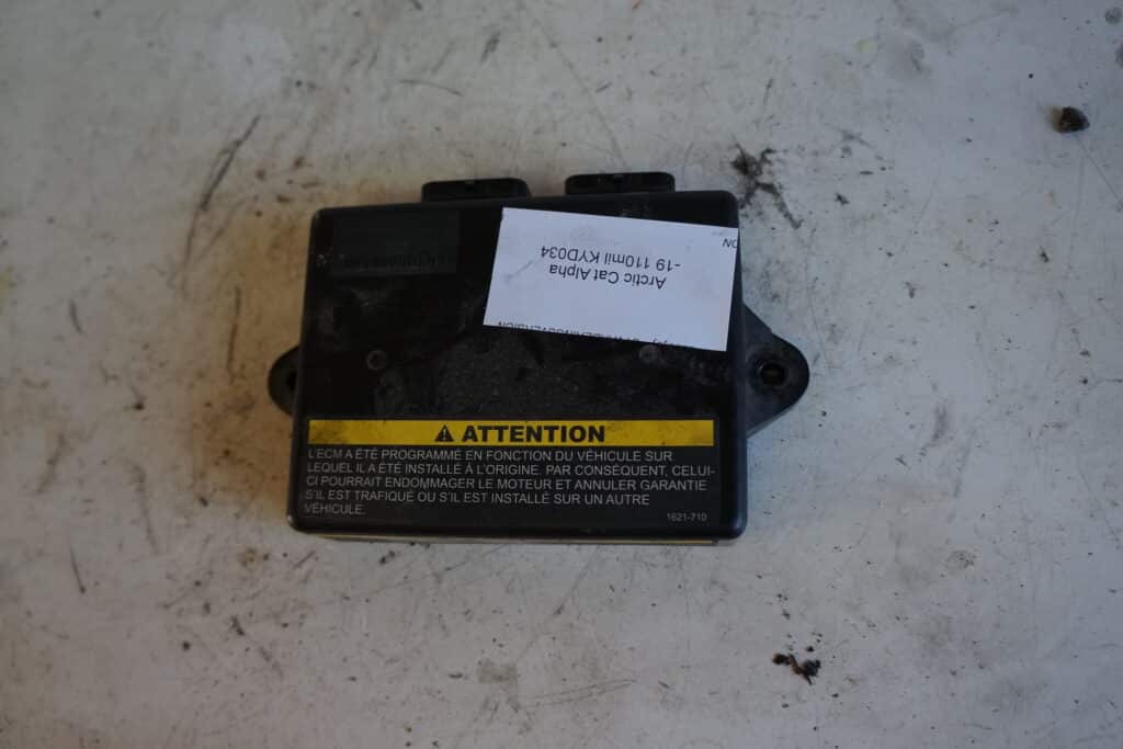 Arctic-cat M8000 Alpha  800 -19   Databox