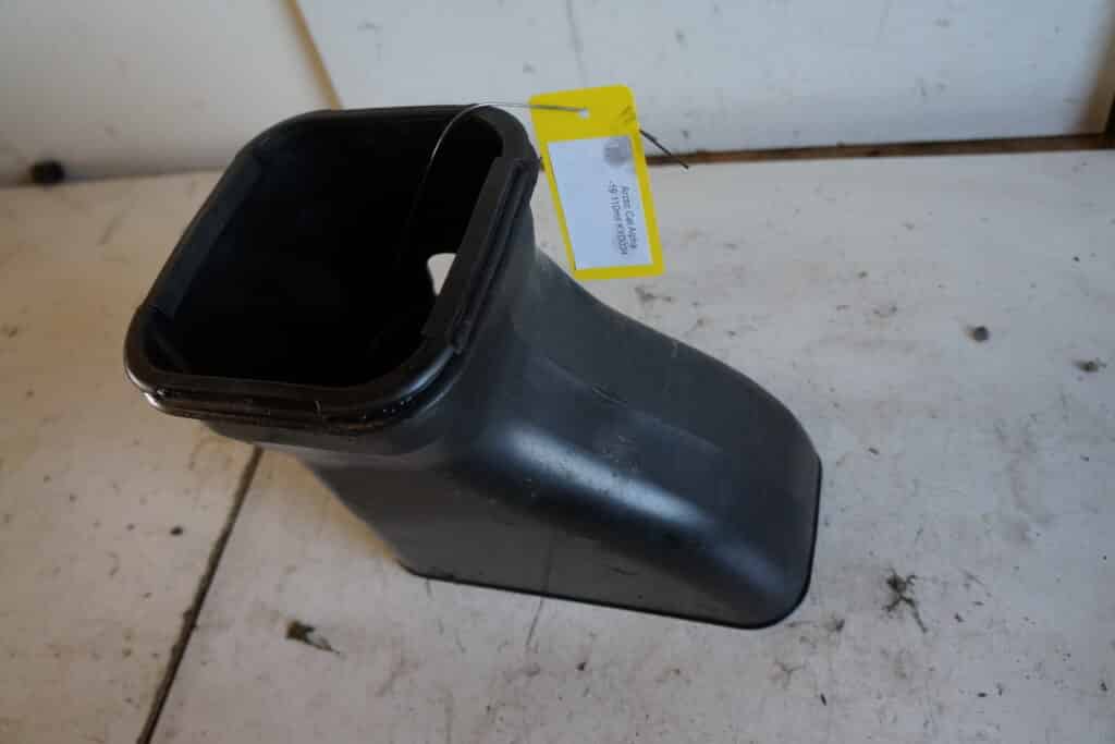 Arctic-cat M8000 Alpha  800 -19   Luftintag i fronten
