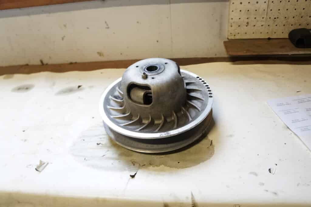 Polaris Indy 600 -13   sekundärvariator